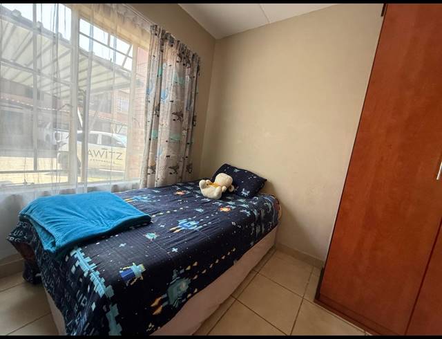 3 BEDROOM APARTMENT FOR SALE IN WATERVAL EAST